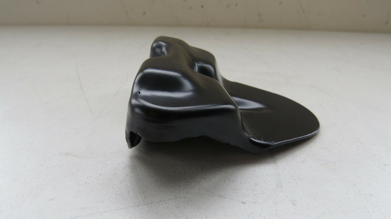 Porsche 911 930 1978-1989 OEM NEW Rear Suspension Stabilizer Bar Mount Bracket – Image 10