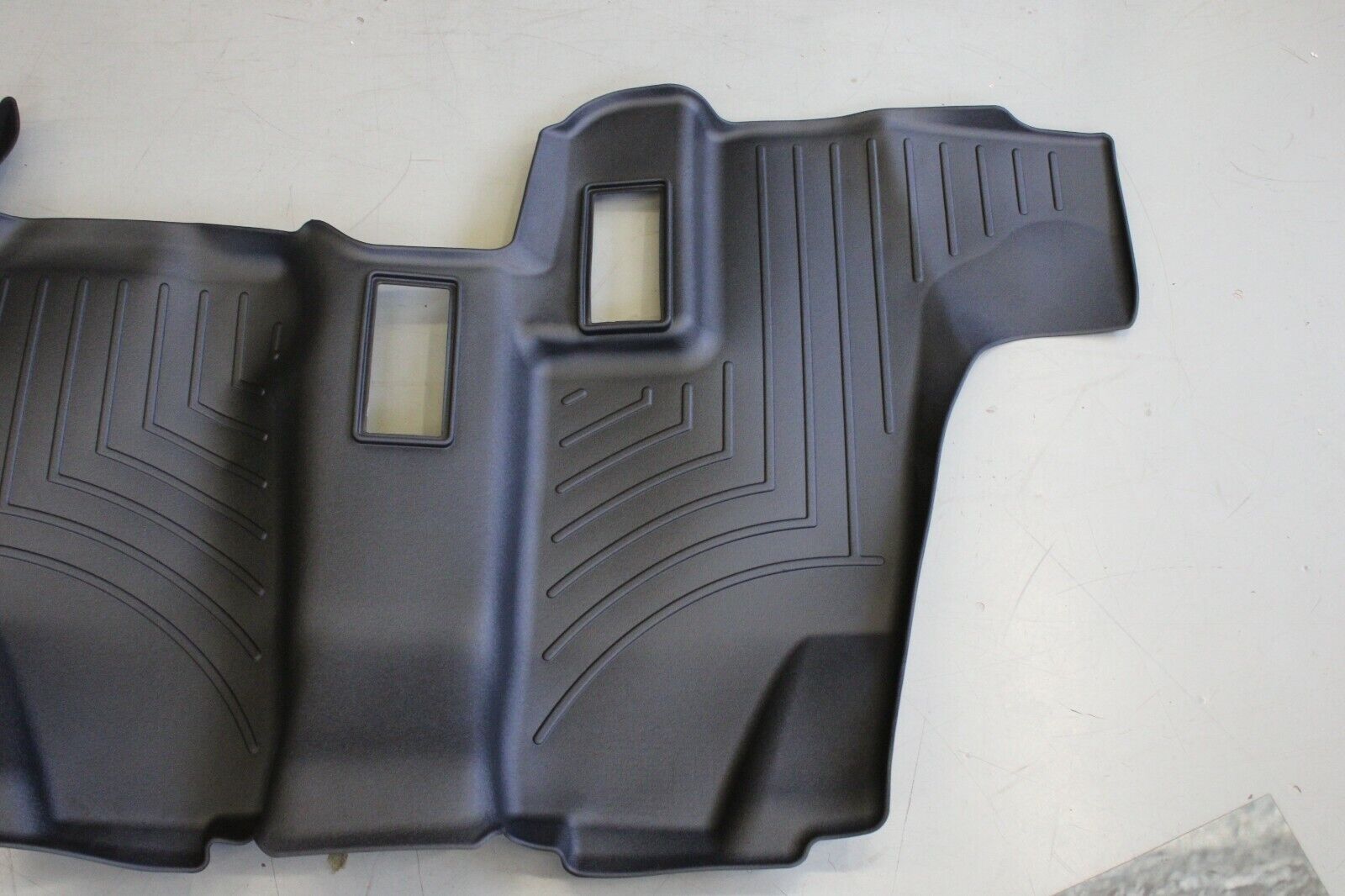 Mercedes-Benz GL350 GLS350 GLS550 OEM Rear 3rd Seat Row Floor Liner Mat Tray – Image 3