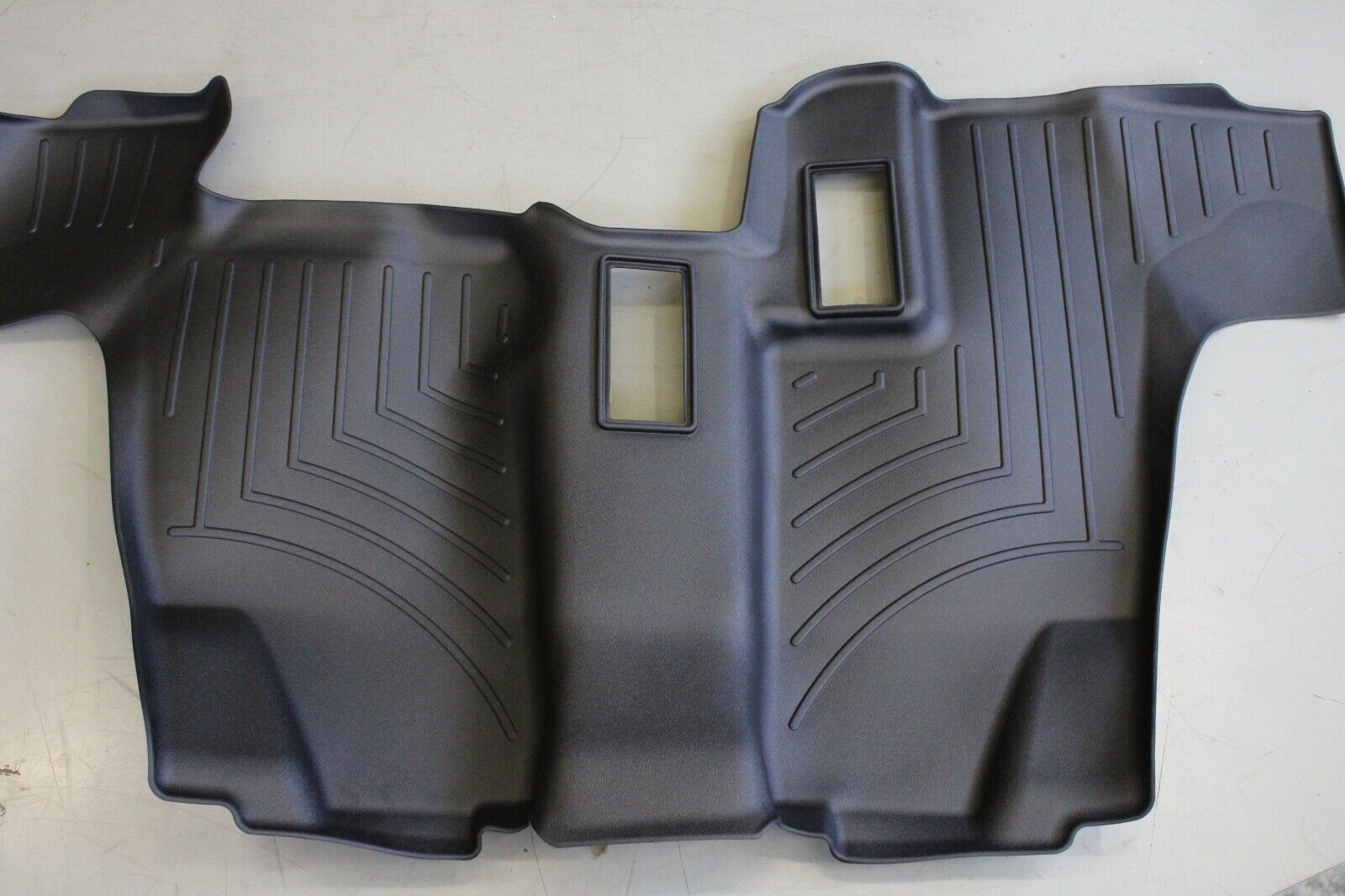 Mercedes-Benz GL350 GLS350 GLS550 OEM Rear 3rd Seat Row Floor Liner Mat Tray – Image 4
