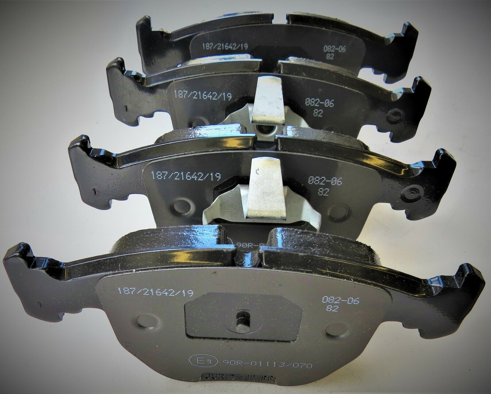 BMW 530 540 740 X5 1995-2001 2002 2003 2004 2005 2006 OEM Brake Pads Set Front - Image 7