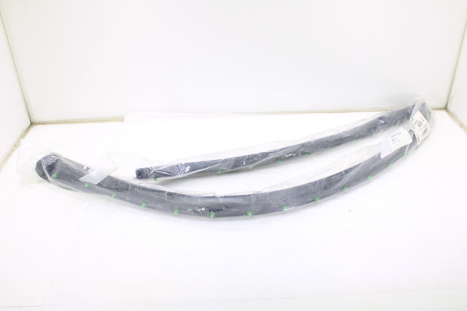 Bentley Continental GT OEM New Door Seal Door Molding Rear Right - Image 12