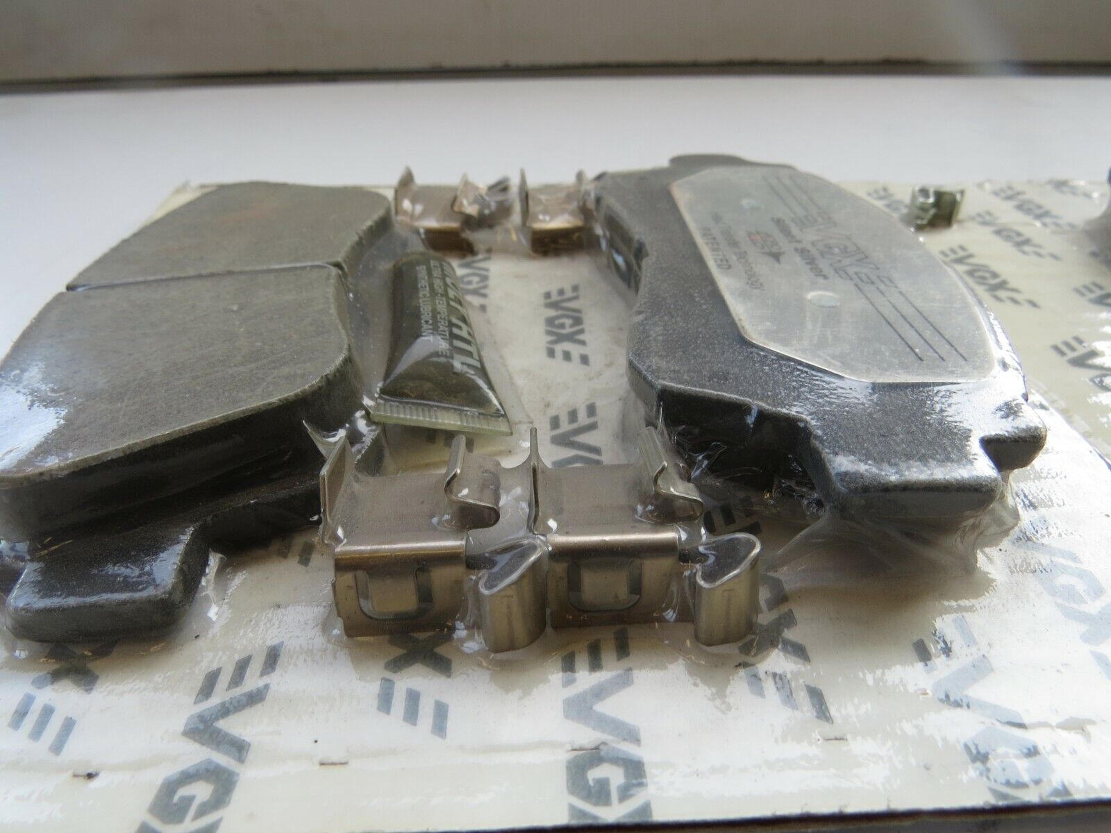 Toyota Camry Celica Lexus LS400 1990-1999 Brake Pads Set Front - Image 8