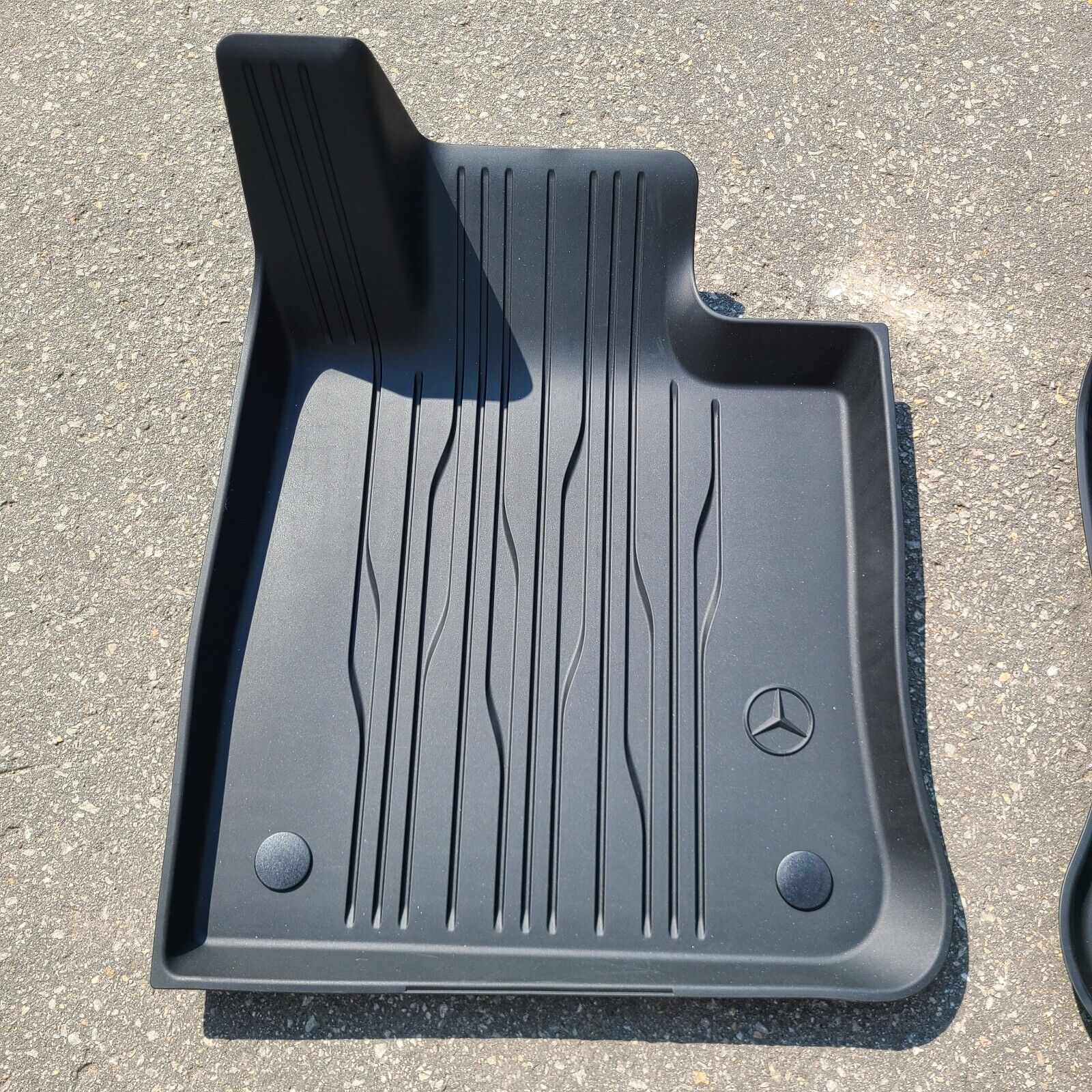 Mercedes GLC300 FRONT Winter Rubber Floor mat set OEM 2023 2024 X254 Genuine - Image 3