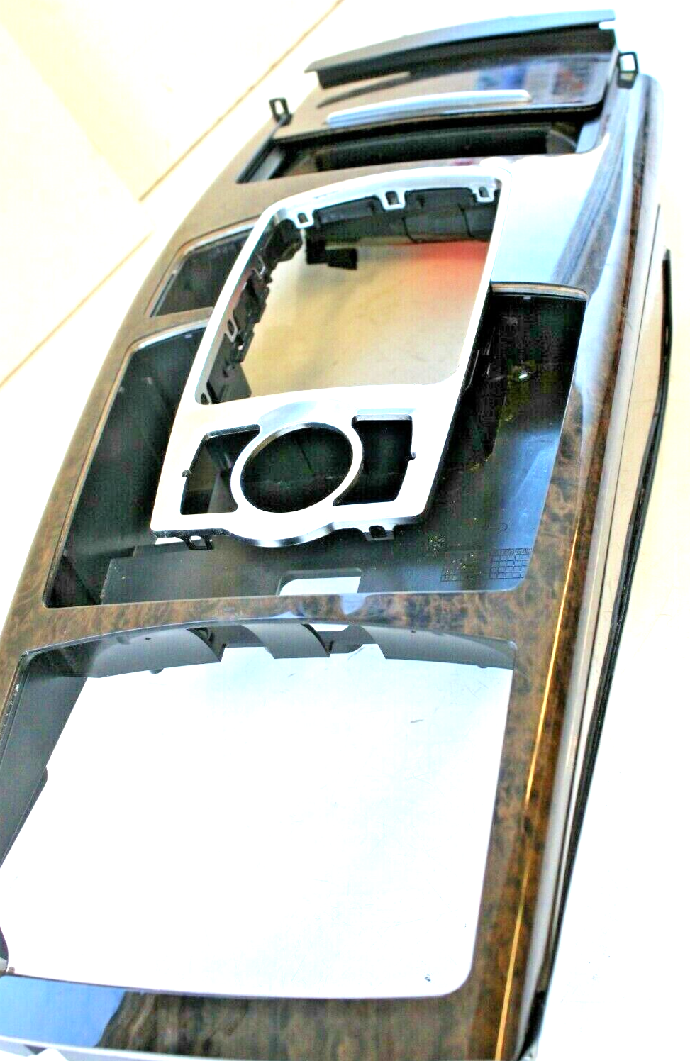 Audi A6 Quattro S6 2005-2011 OEM Front Console Panel W/Ashtray - Image 4