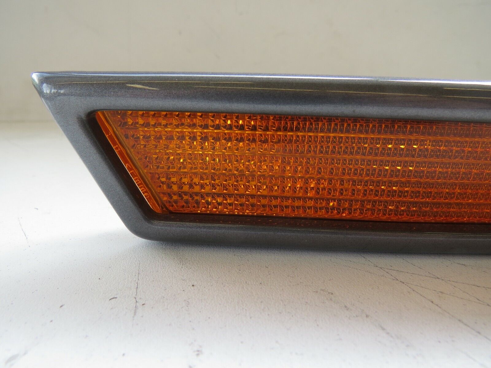 Volkswagen Passat 2006 2007 2008 2009 2010 OEM Turn Signal Lamp Front Right - Image 6