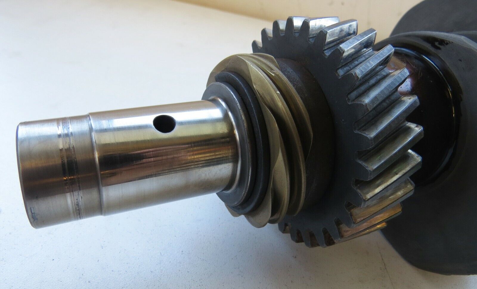 Porsche 911 2.0L 2.2L 6 Cylinder 1965-1971 OEM Engine Crankshaft – Image 6