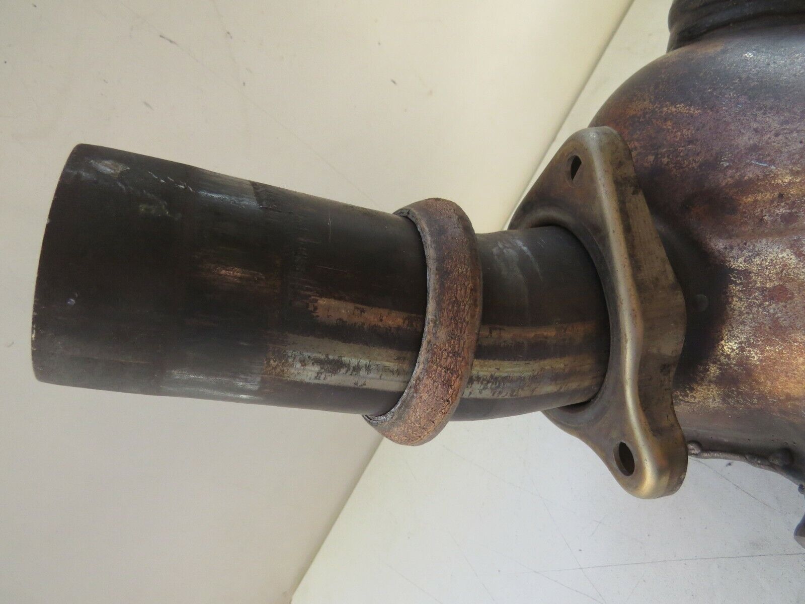 Porsche 911 997 Carrera 2005-2008 OEM Rear Right Side Exhaust Muffler - Image 9