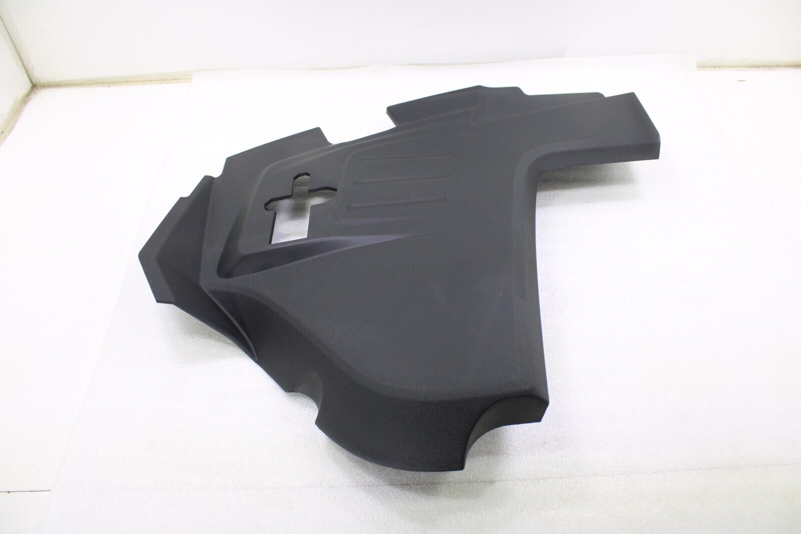Bentley Bentayga 2016-2020 OEM New Engine Compartment Trim Cover – Image 4