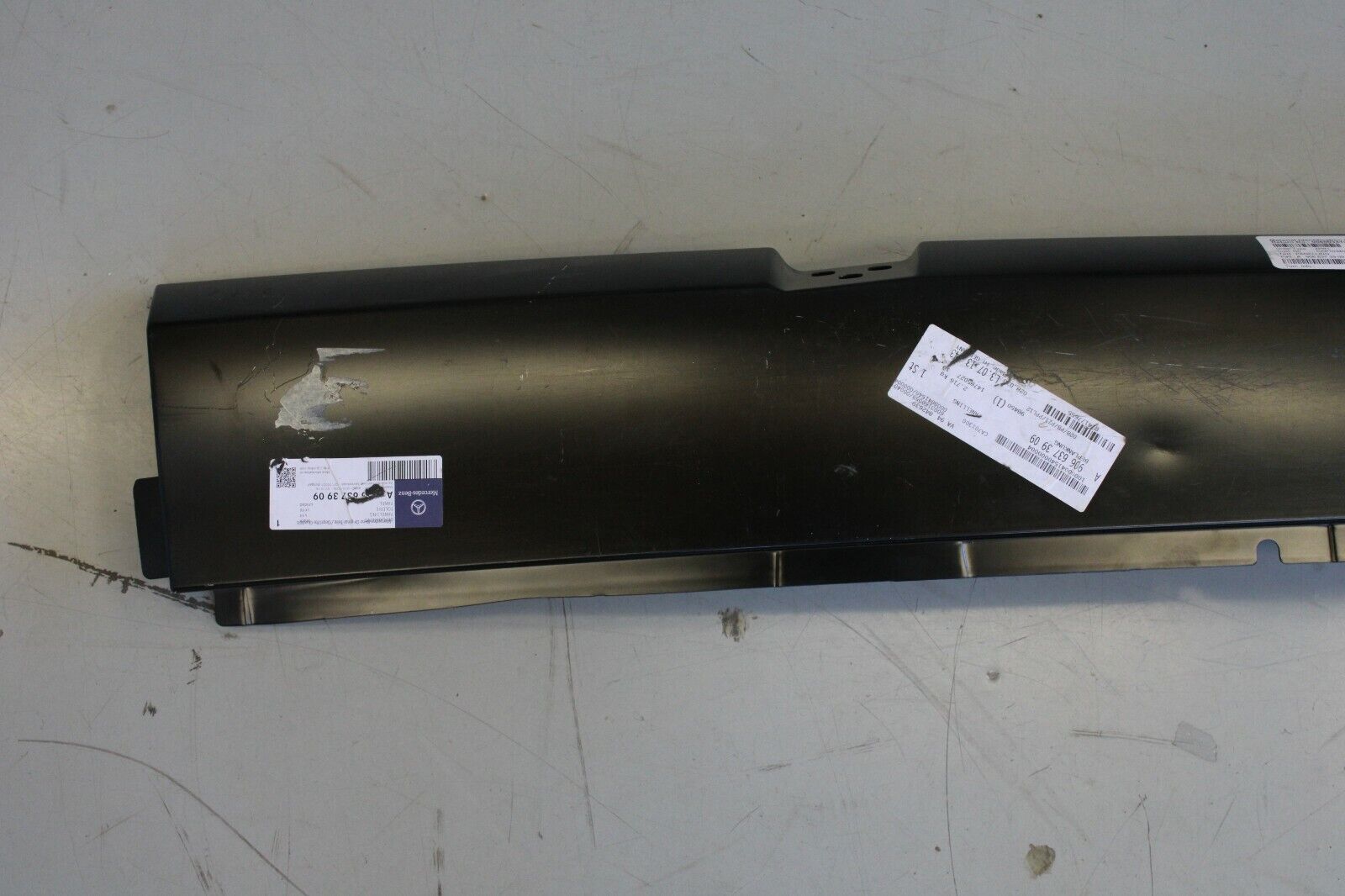 Mercedes Sprinter 2500 3500 2015 2016 2017 2018 OEM Rear Upper Body Pane – Image 5