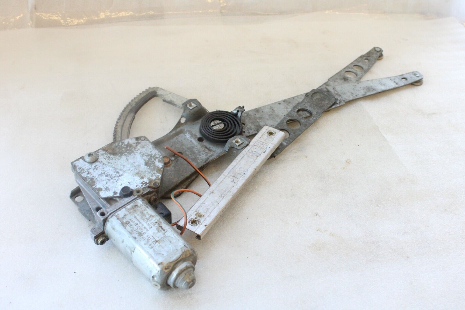 Jaguar Vanden Plas XJ12 XJ6 XJS 1991 1992 1993 1994 OEM Window Regulator w/Motor