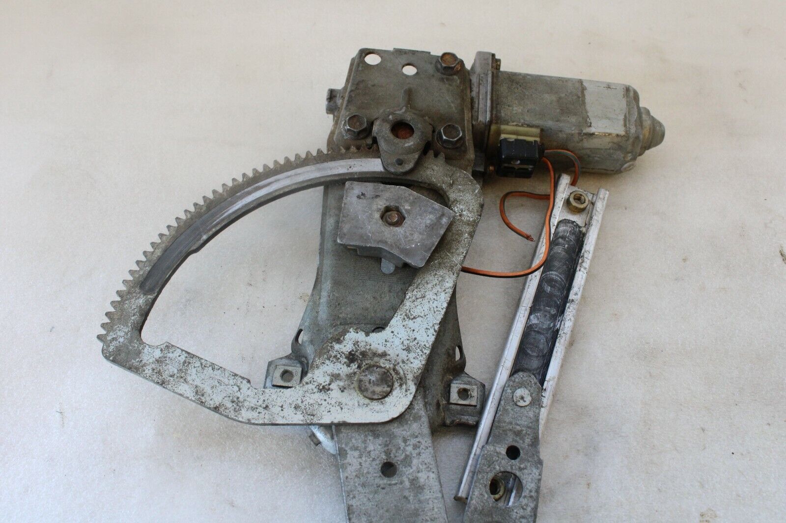 Jaguar Vanden Plas XJ12 XJ6 XJS 1991 1992 1993 1994 OEM Window Regulator w/Motor – Image 8