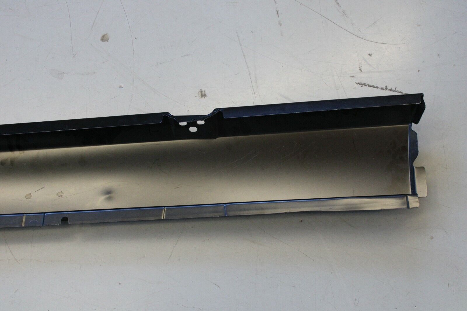 Mercedes Sprinter 2500 3500 2015 2016 2017 2018 OEM Rear Upper Body Pane – Image 9