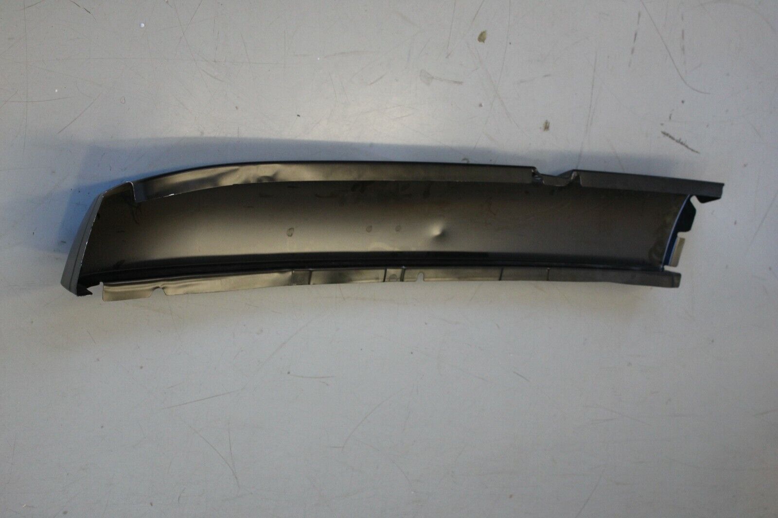 Mercedes Sprinter 2500 3500 2015 2016 2017 2018 OEM Rear Upper Body Pane – Image 10