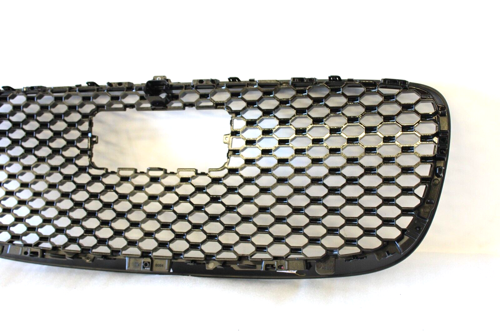 Jaguar XF 2016-2017 OEM New Front Grille - Image 9