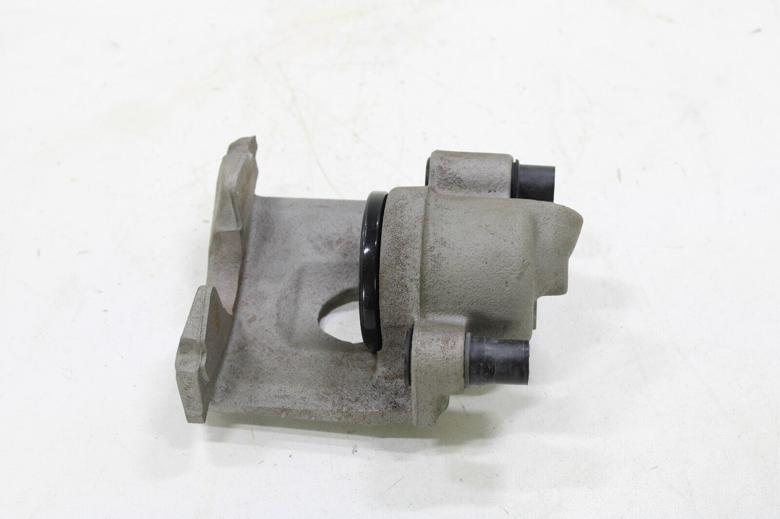 Volkswagen 1984-1999 OEM Rebuilt Brake Caliper Front Left – Image 7