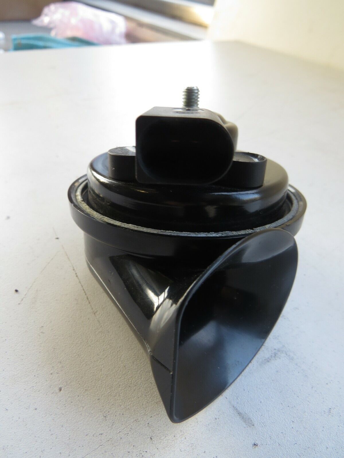 Porsche Cayenne 2003 2004 2005 2006 2007 2008 2009 2010 OEM Lower Tone Horn - Image 9