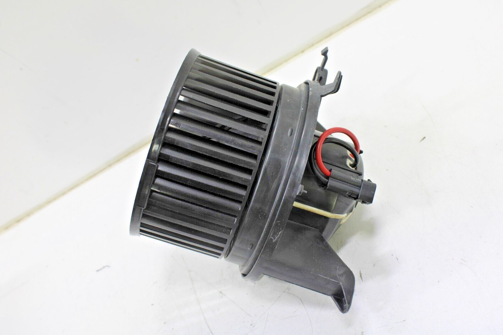 Mini Cooper 2007-2016 OEM HVAC Blower Motor – Image 11