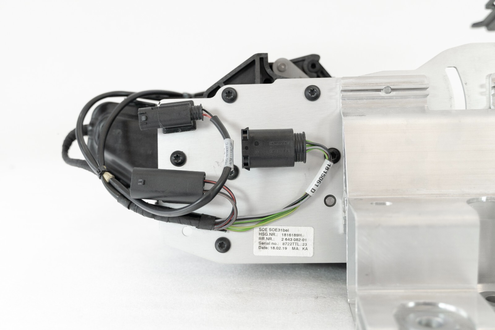 Rolls Royce Cullinan Spirit of Ecstasy Retraction Mechanism OEM 2018-2023 + Core - Image 9