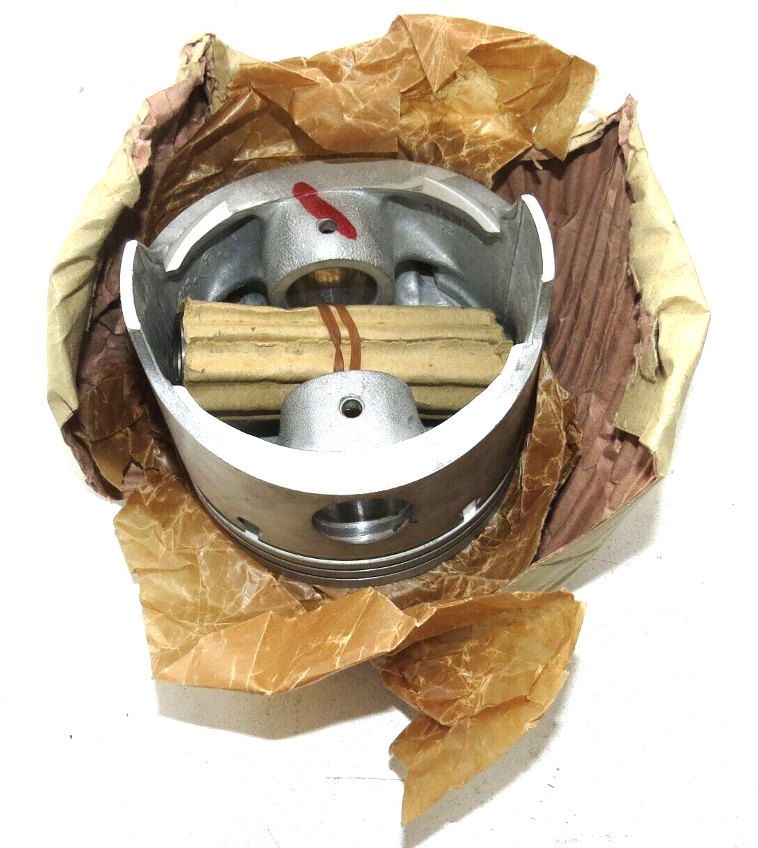 Bentley Rolls-Royce 1966-1985 OEM NEW Engine Cylinder Piston - Image 3