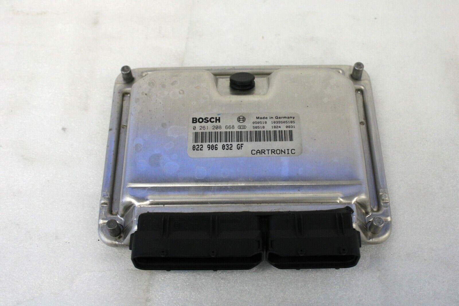 Porsche Cayenne 2005-2006 OEM ECM Electronic Control Module Unit ECU 95561860110 – Image 2