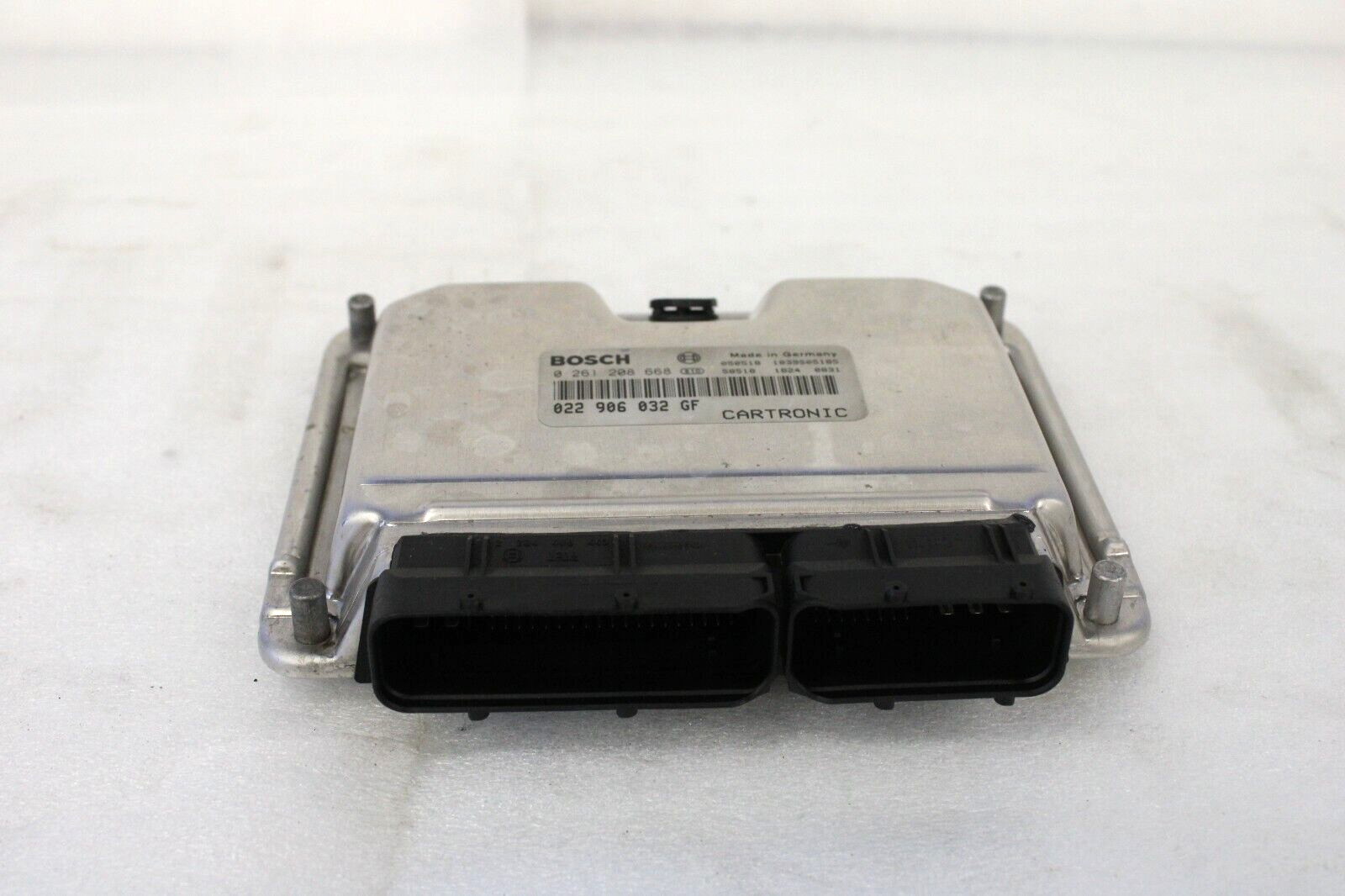 Porsche Cayenne 2005-2006 OEM ECM Electronic Control Module Unit ECU 95561860110 – Image 4