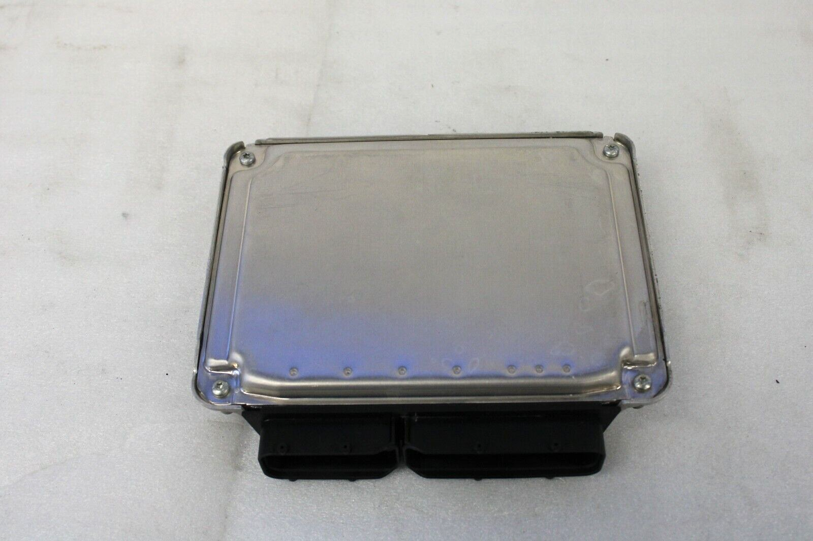 Porsche Cayenne 2005-2006 OEM ECM Electronic Control Module Unit ECU 95561860110 – Image 6