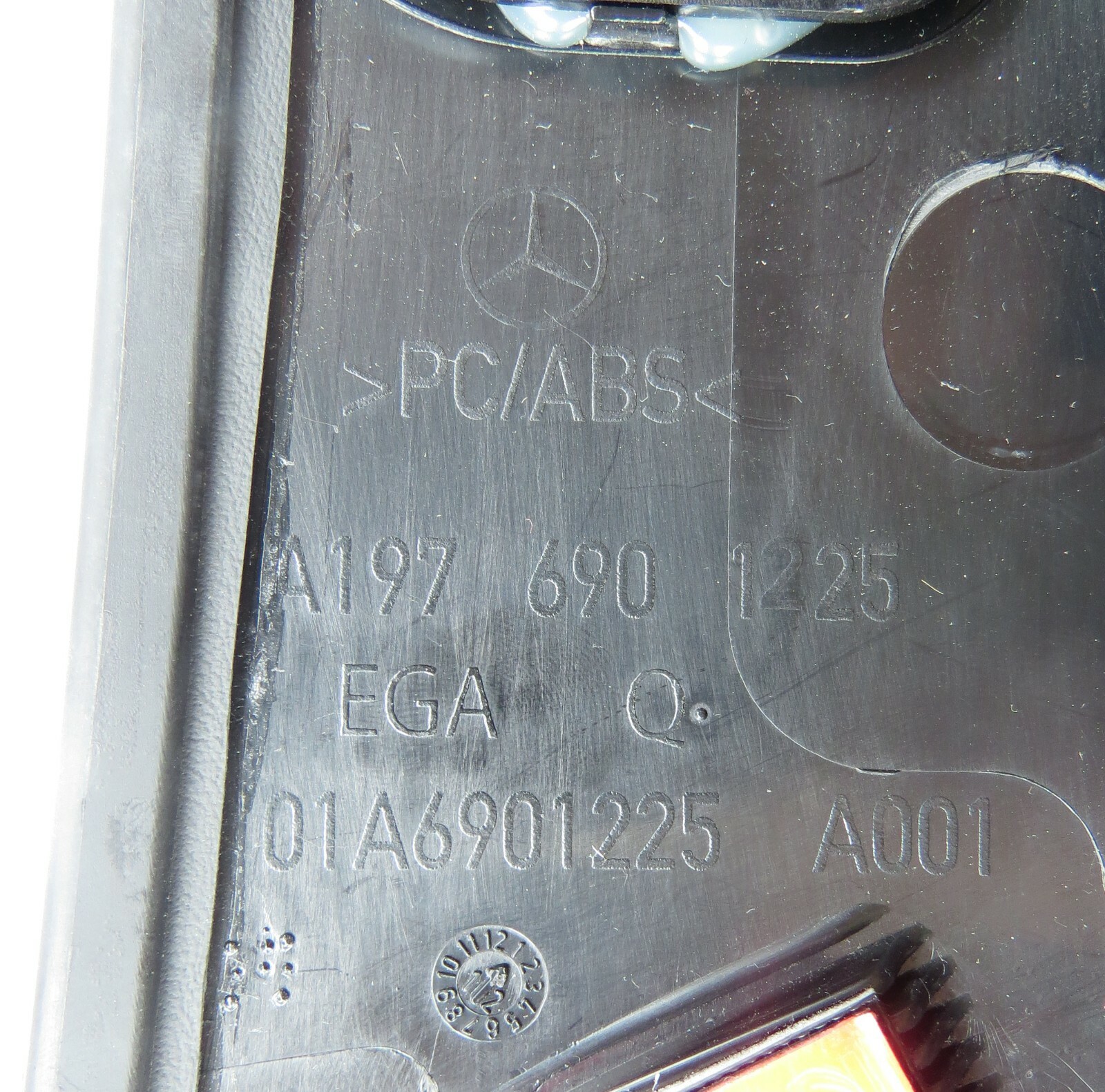 Mercedes SLS AMG 2012 Right Lining On Board Edge Interior Trim piece – Image 12