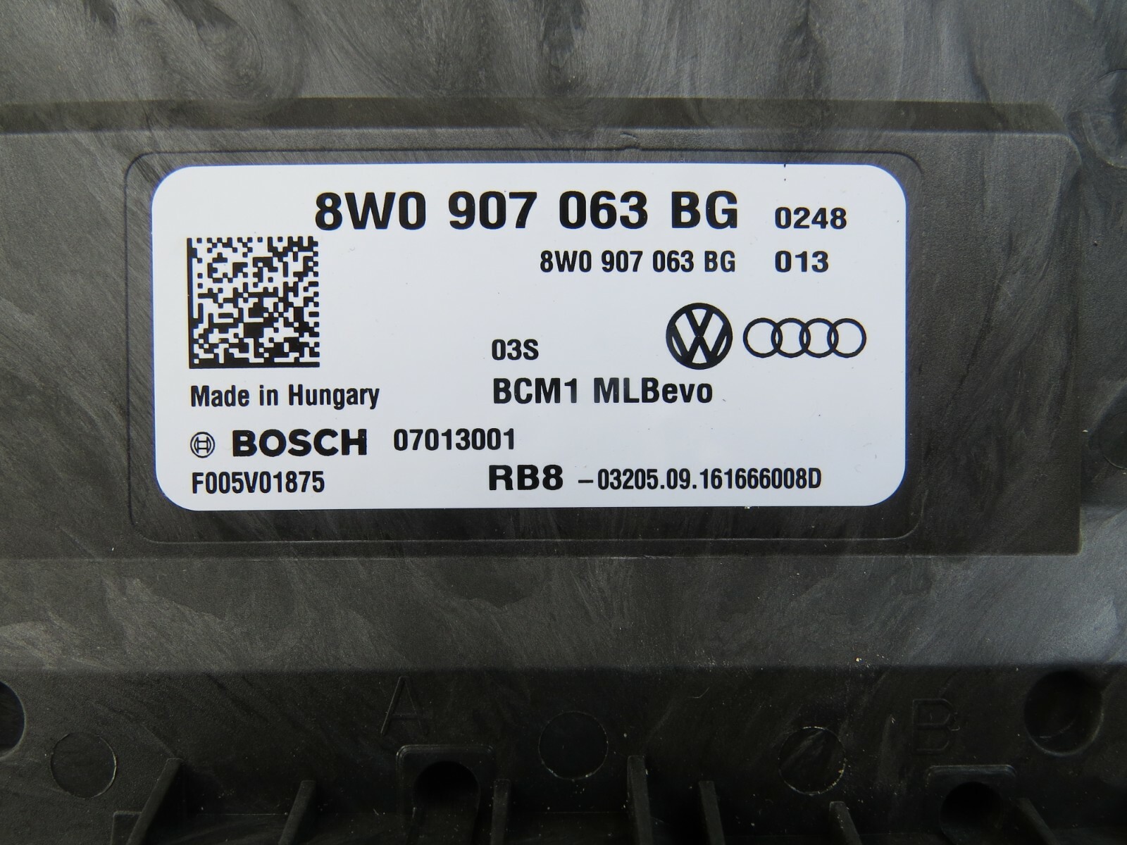 Bentley Bentayga Audi A4 Q7 2015-2017 OEM NEW Parking Aid Control Module - Image 4