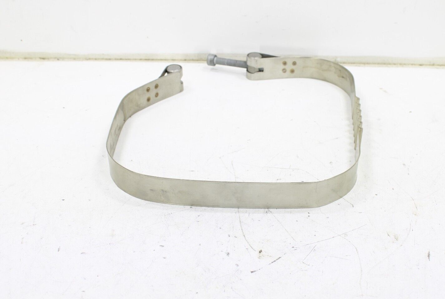 Porsche 911 3.8L 2014-2019 OEM Exhaust Muffler Bracket Tightening Strap - Image 8