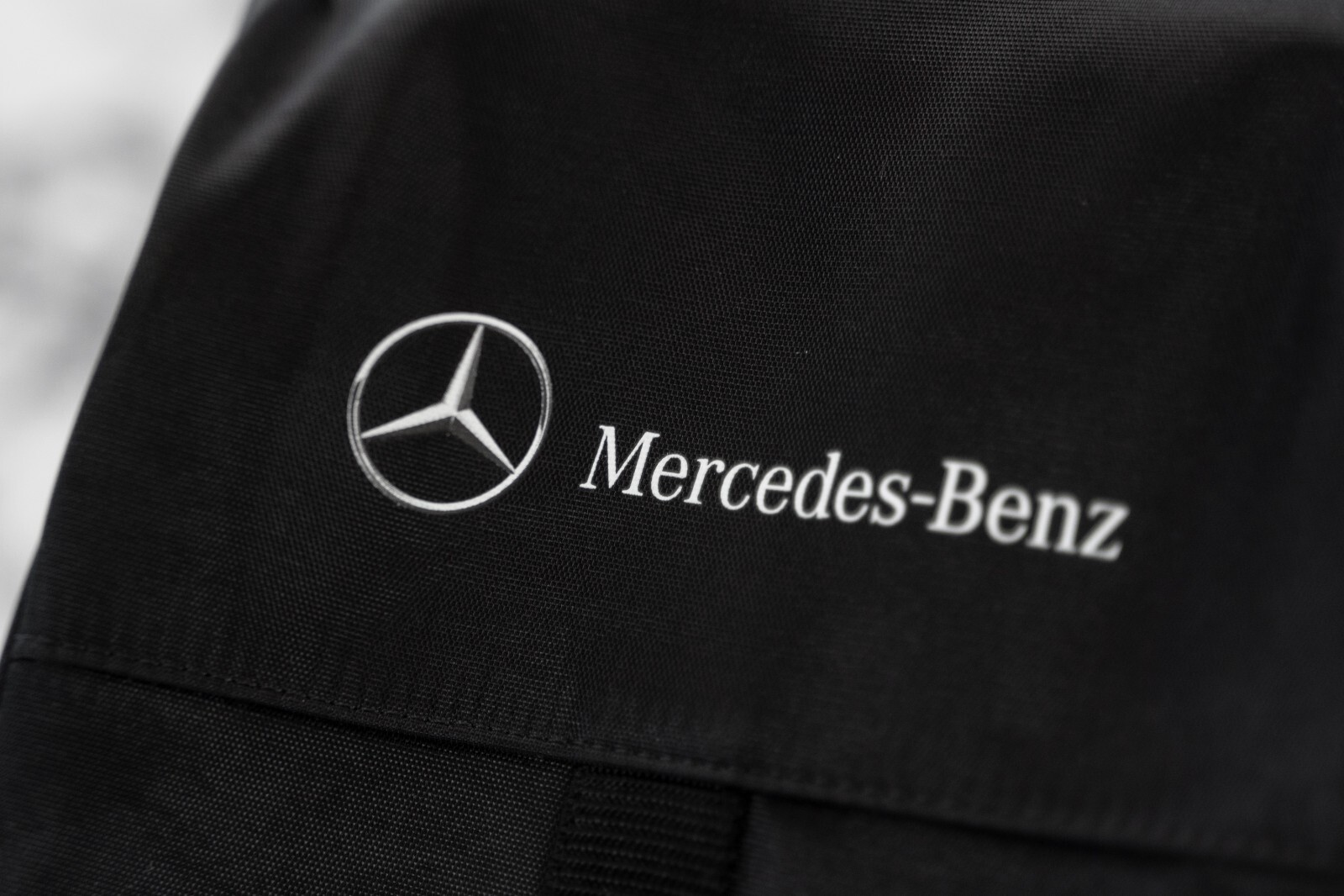Mercedes-Benz Exterior car care kit with Case Genuine Original OEM New - Image 3