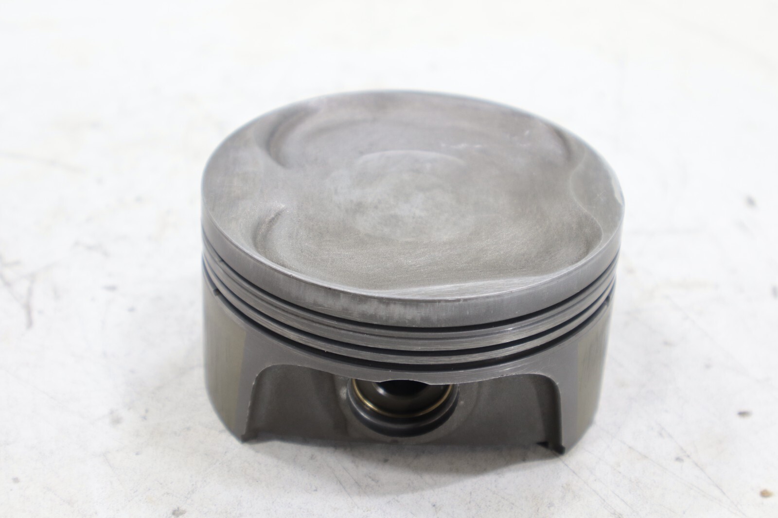 Porsche 911 996 3.4L 1999-2001 OEM Engine Piston #3 - Image 4