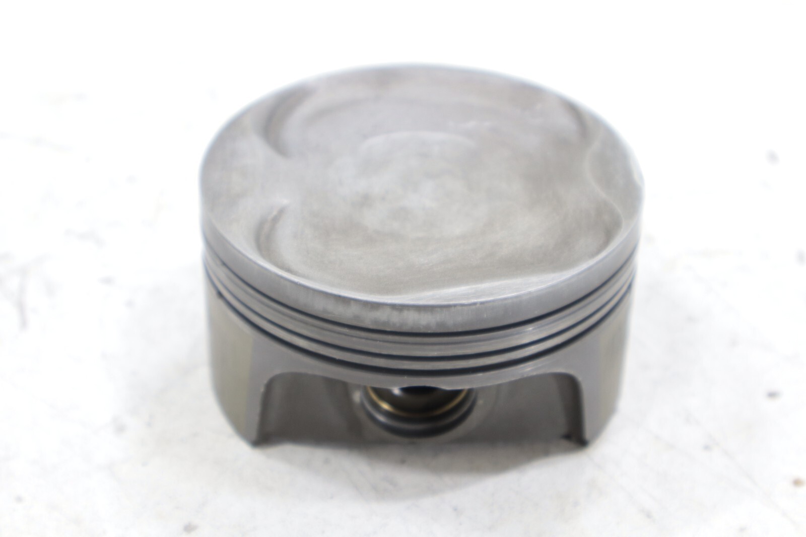 Porsche 911 996 3.4L 1999-2001 OEM Engine Piston #3 - Image 5