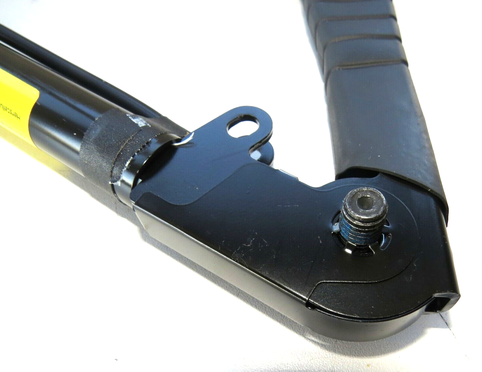 Bentley Azure Brooklands Coupe 2006-2010 OEM NEW Seat Belt Buckle Unit Front LH - Image 3