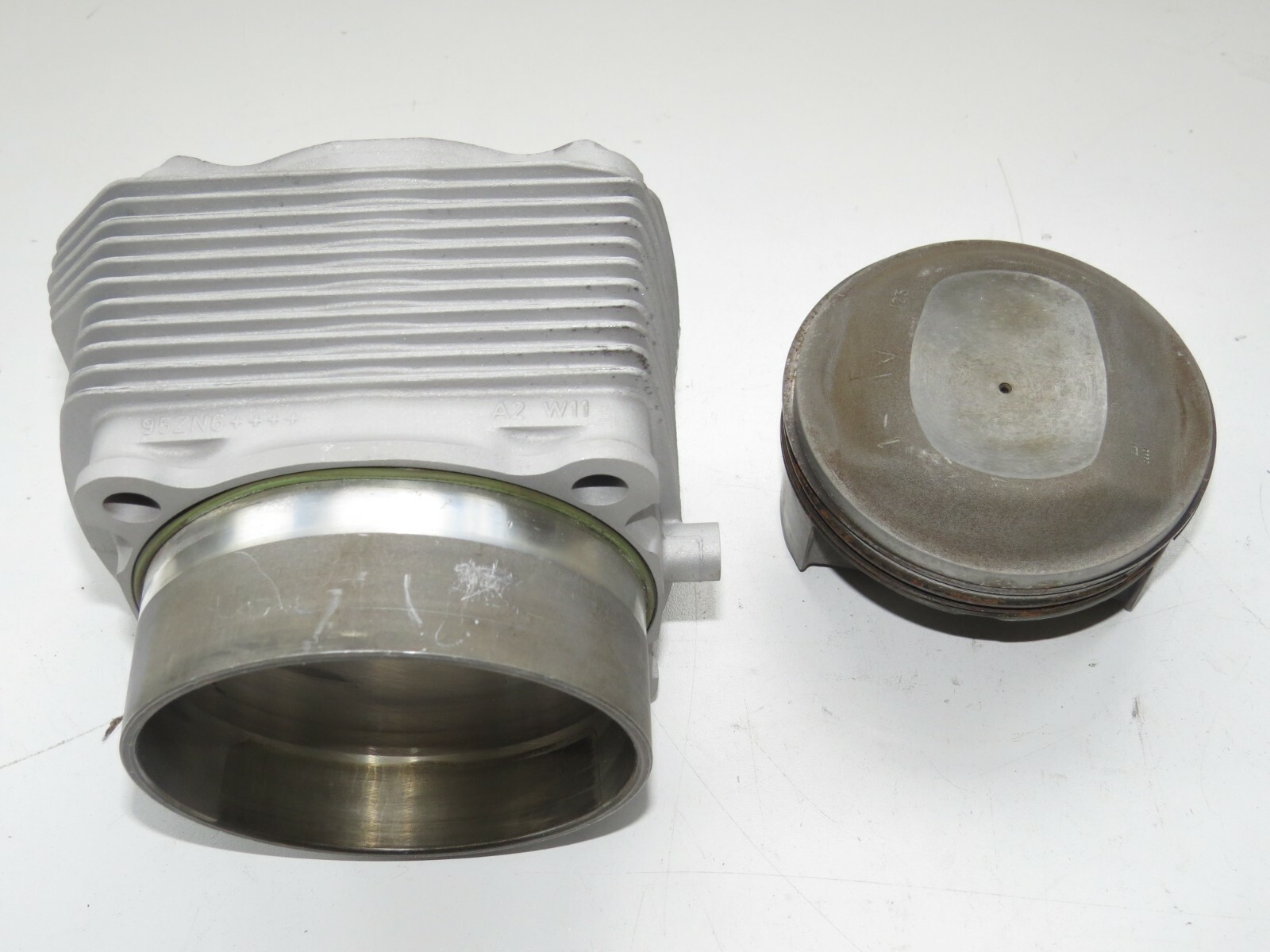 Porsche 911 964 3.6L 1989-1994 OEM Engine Piston and Cylinder Sleeve – Image 2