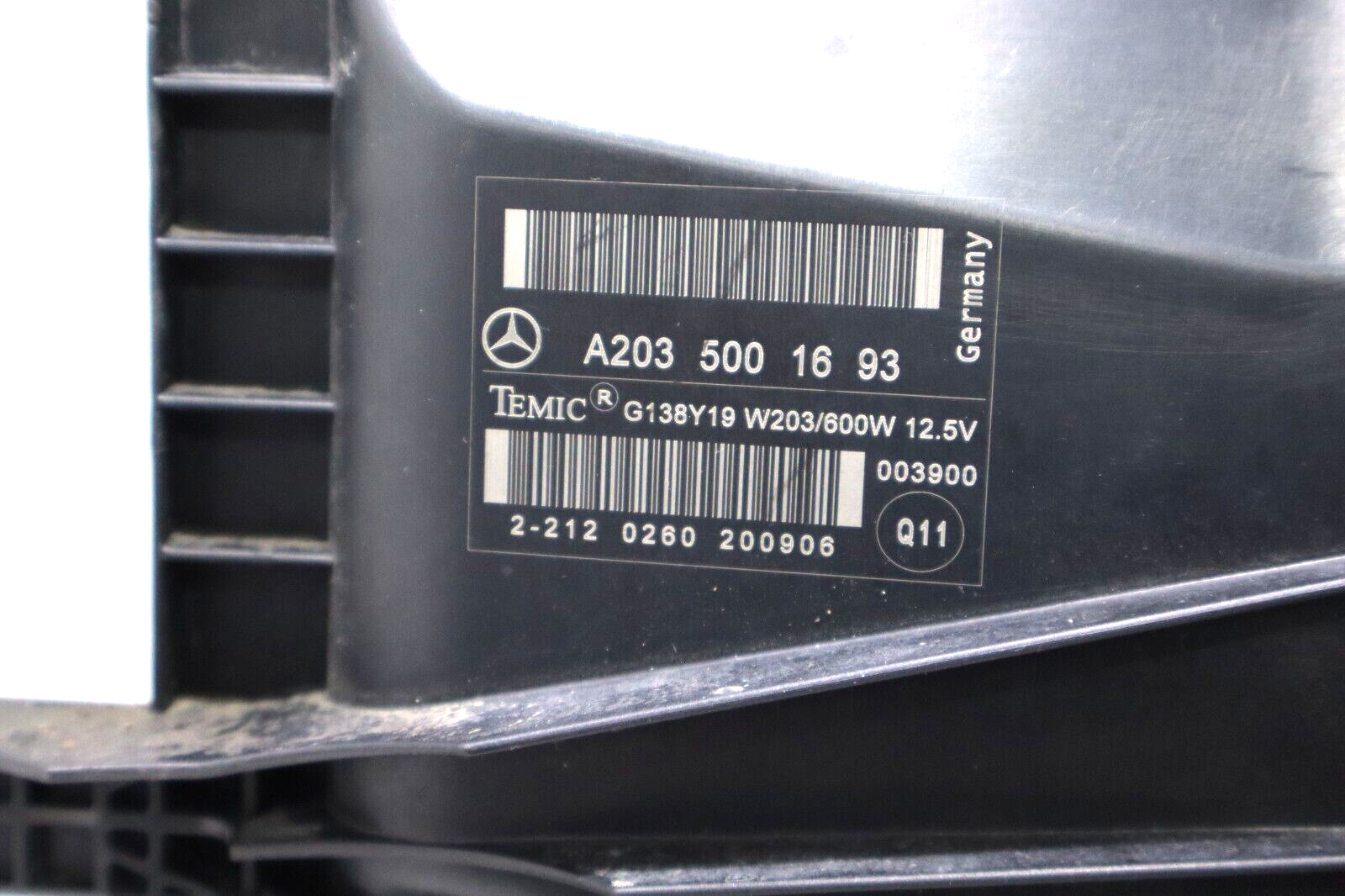 Mercedes C320 C350 CLK320 CLK350 CLK500 2004-2009 OEM Engine Cooling Fan w/Motor - Image 5