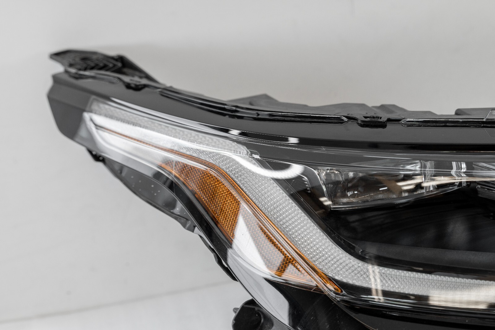Range Rover Velar Headlight OEM 2020 Genuine Original RIGHT Passenger Side – Image 3