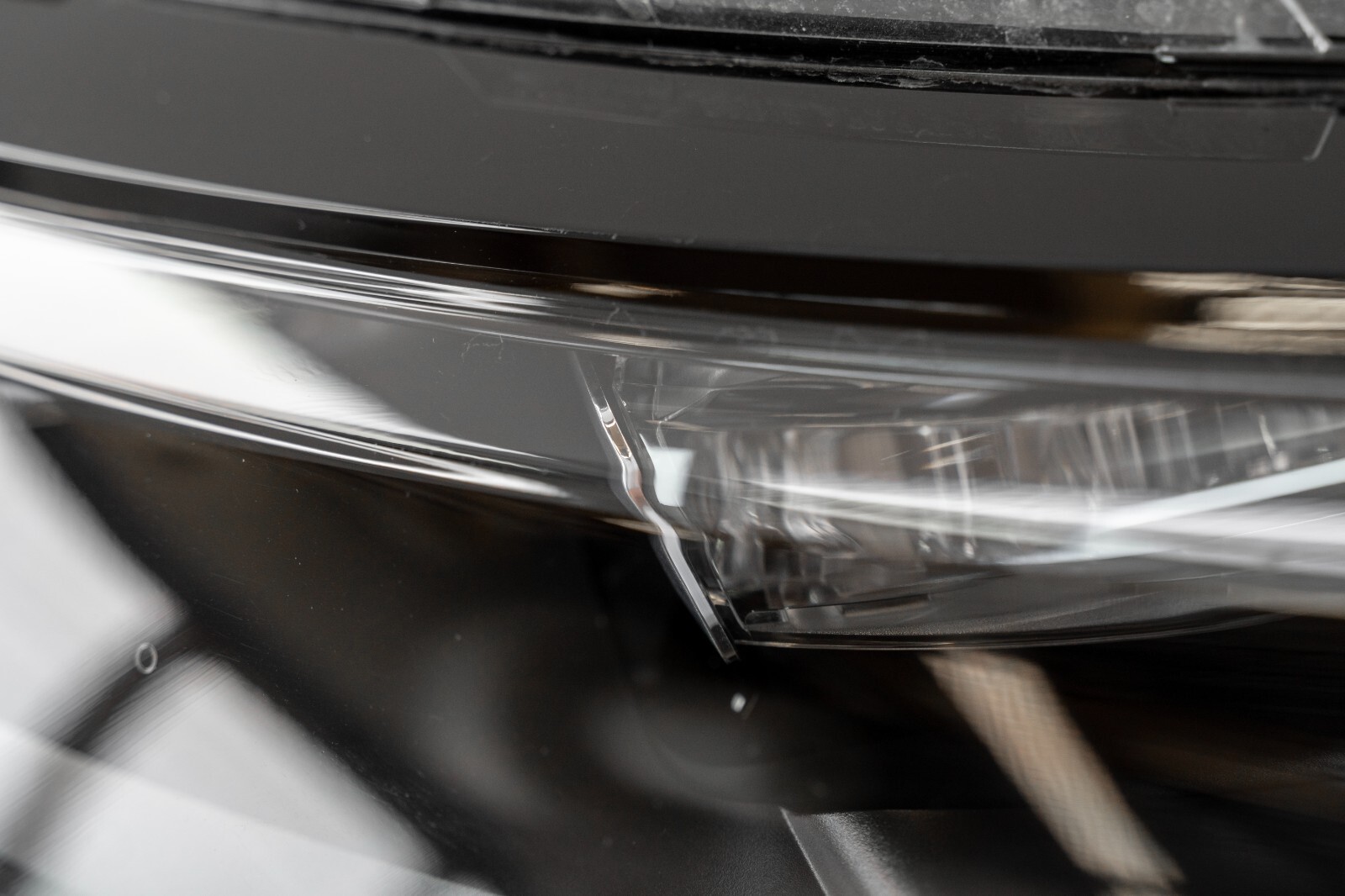 Range Rover Velar Headlight OEM 2020 Genuine Original RIGHT Passenger Side – Image 7