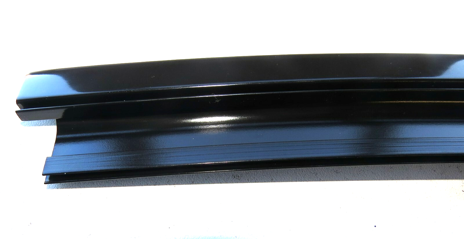 Aston Martin DB9 DBS Virage 2005-2012 OEM NEW Quarter Window Glass Trim Left – Image 5