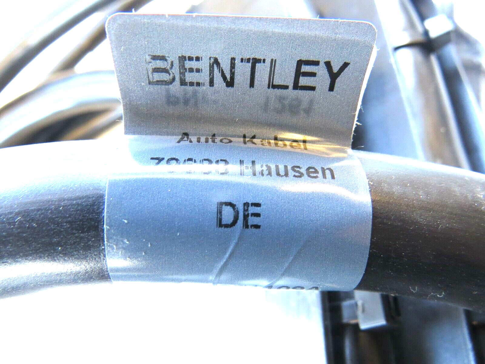 Bentley Continental GTC SS 2007-2011 OEM Wiring Set for Battery and Alternator - Image 11