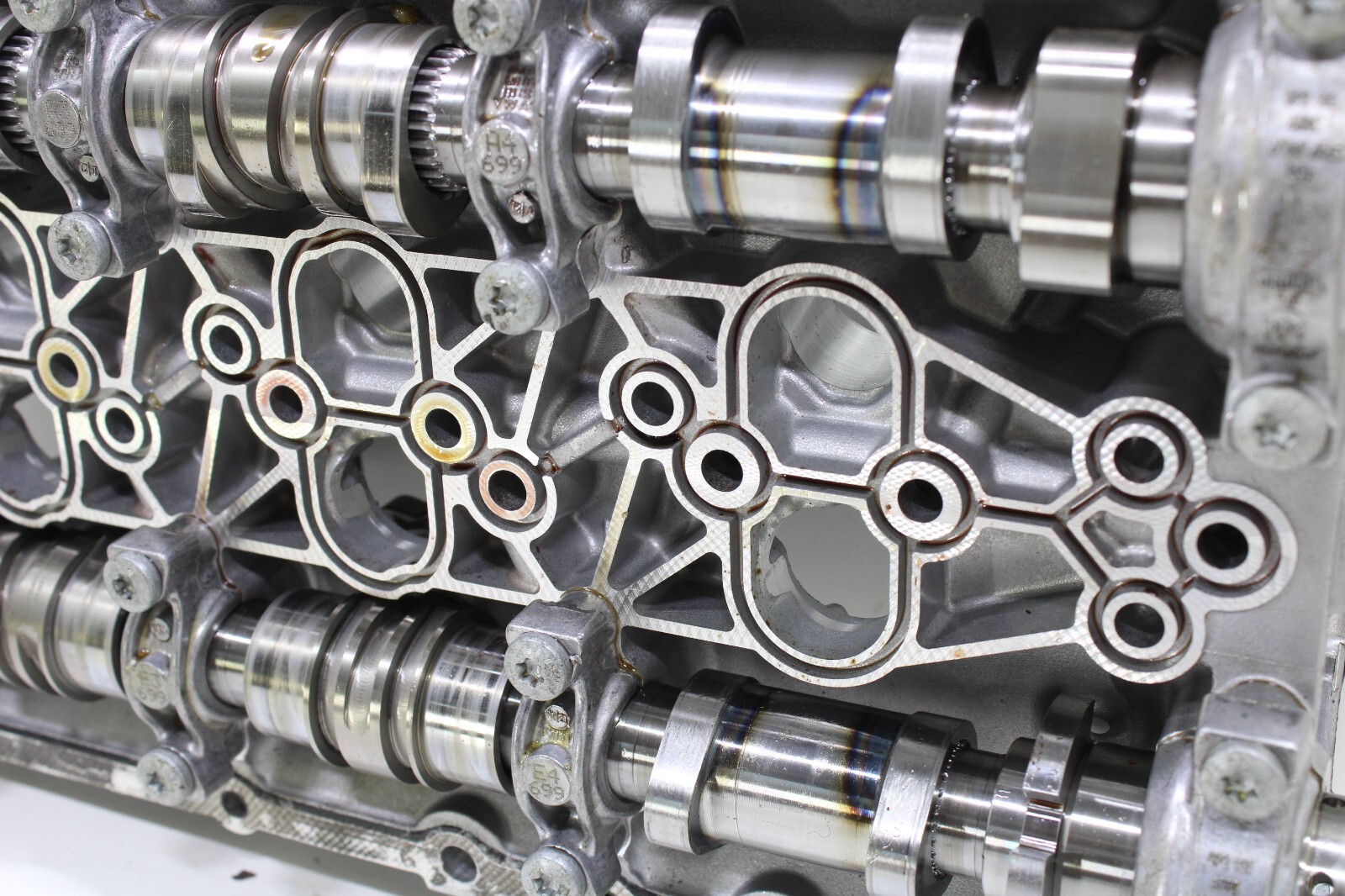 Audi RS7 Lamborghini Urus Bentley 2019- 2022 OEM 4L V8 Engine Valve Cover Right - Image 4