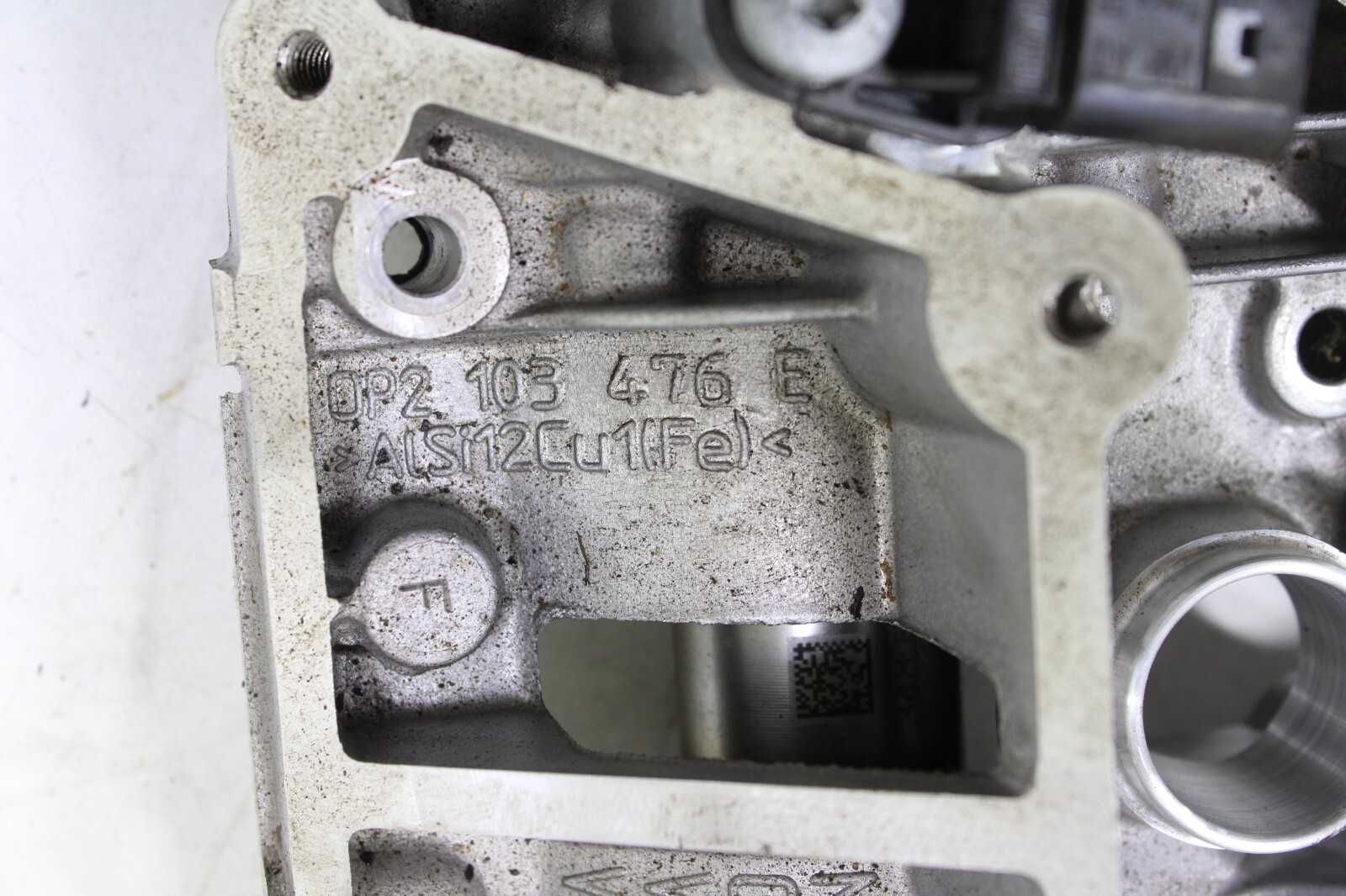 Audi RS7 Lamborghini Urus Bentley 2019- 2022 OEM 4L V8 Engine Valve Cover Right - Image 13