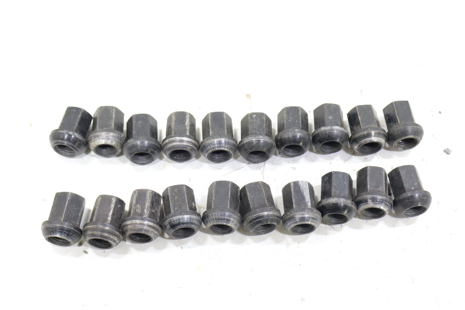 Porsche 911 914 924 928 944 964 968 OEM 5 Bolt Wheel Nut Alloy Wheels Set of 20 – Image 10