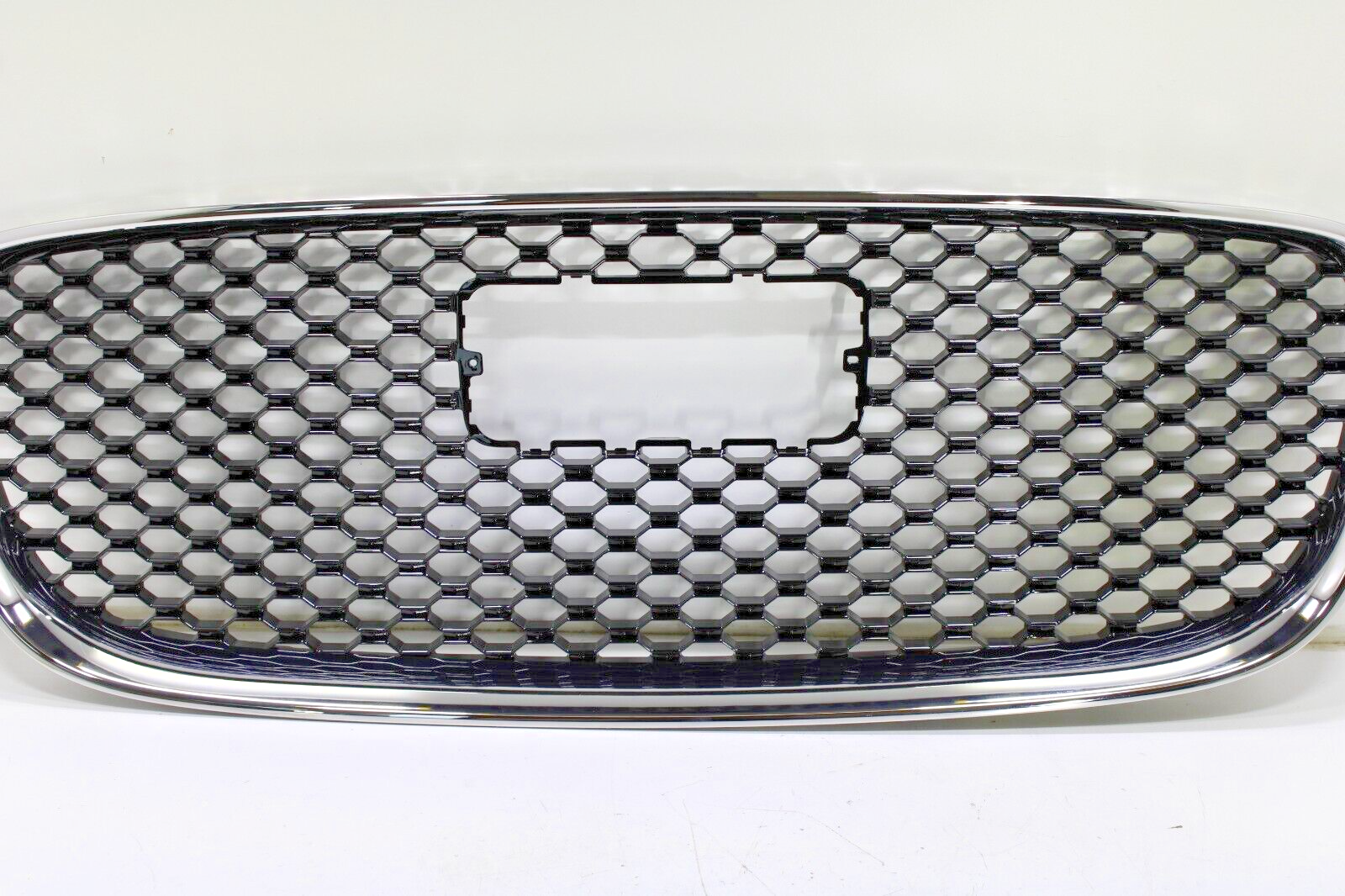 Jaguar XF 2016-2020 OEM NEW Front Grille Upper Black with Chrome Trim - Image 2