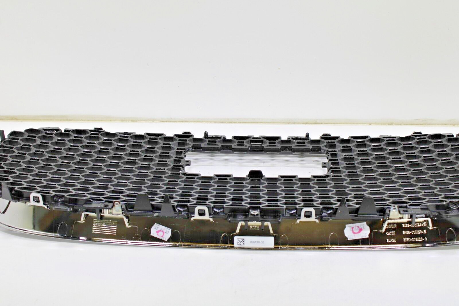 Jaguar XF 2016-2020 OEM NEW Front Grille Upper Black with Chrome Trim - Image 17