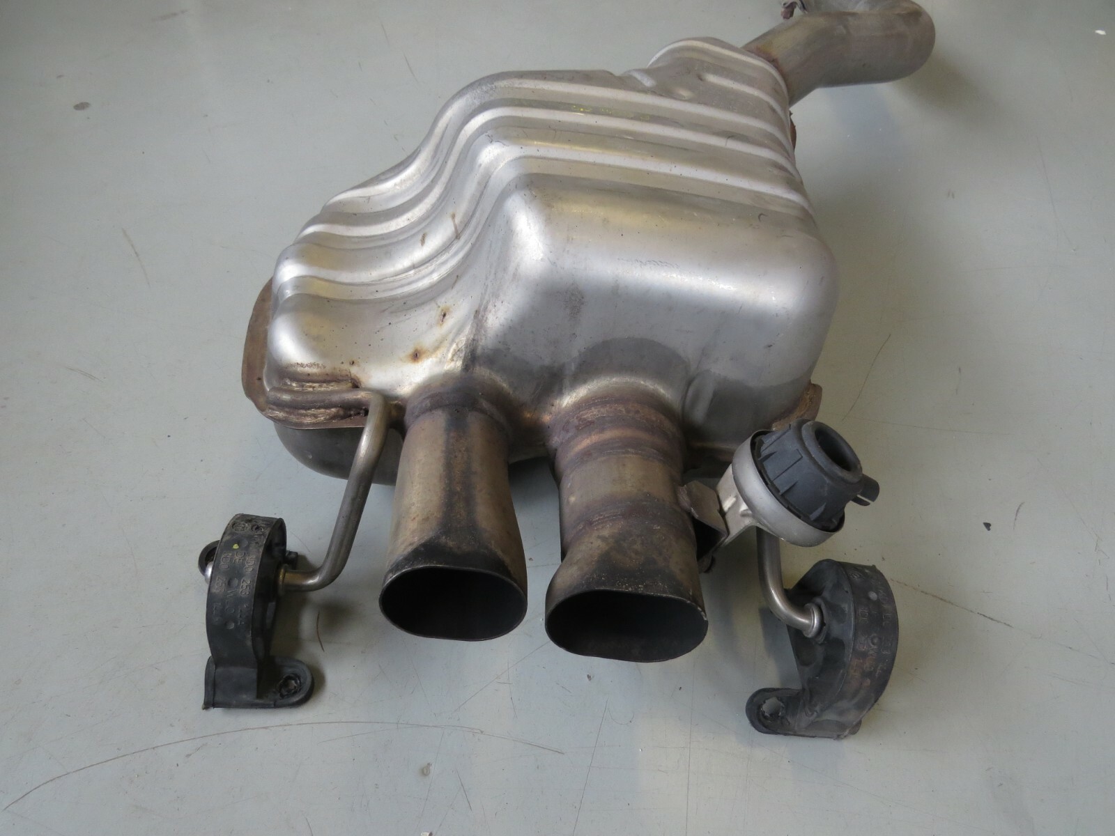 Bentley Continental 2011-2022 OEM Exhaust Muffler w/Exhaust Flap Rear Right - Image 5