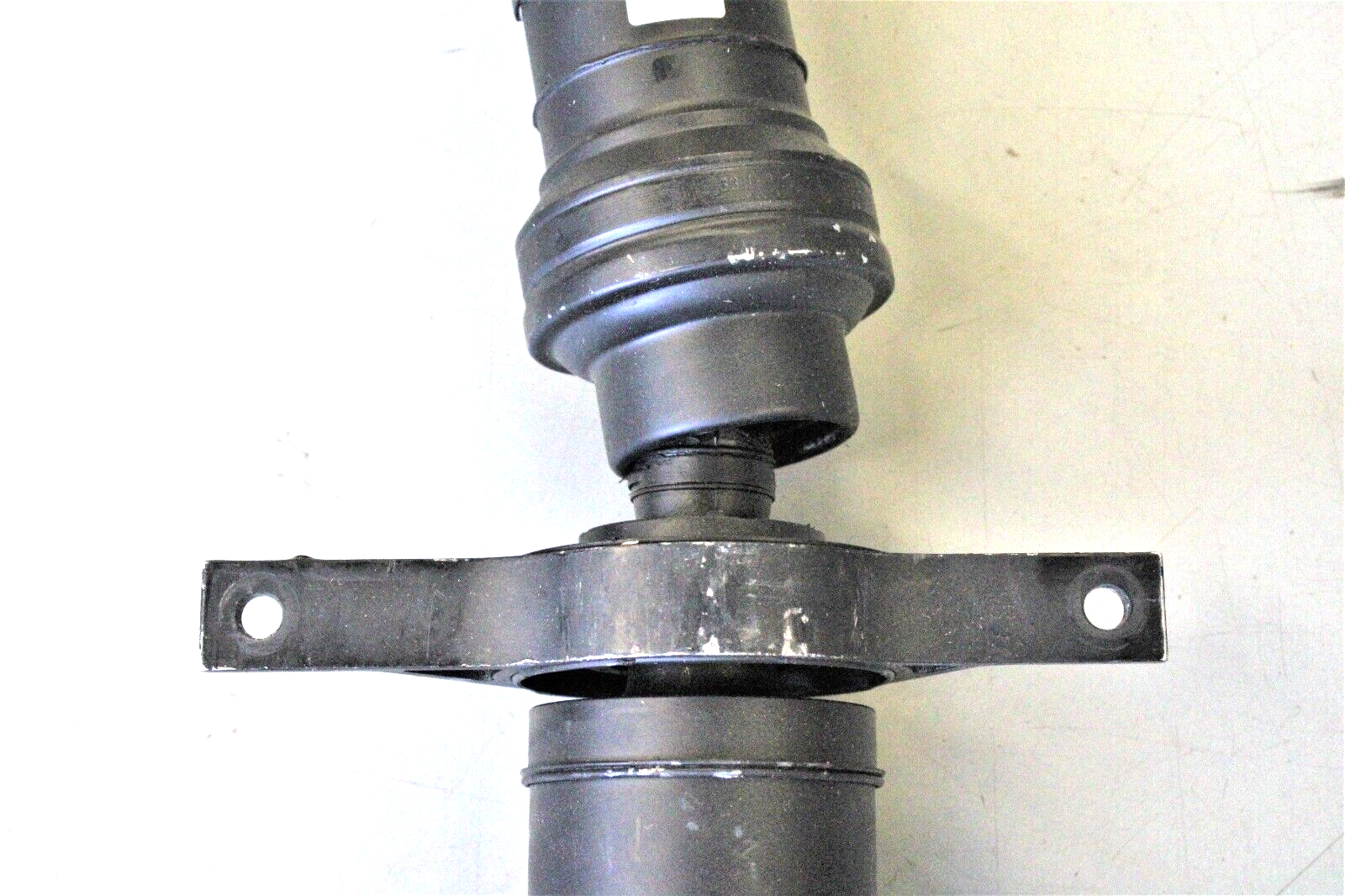 Land Rover Range Rover Sport L494 2014-2016 OEM Drive Shaft Propeller Rear Axle - Image 10