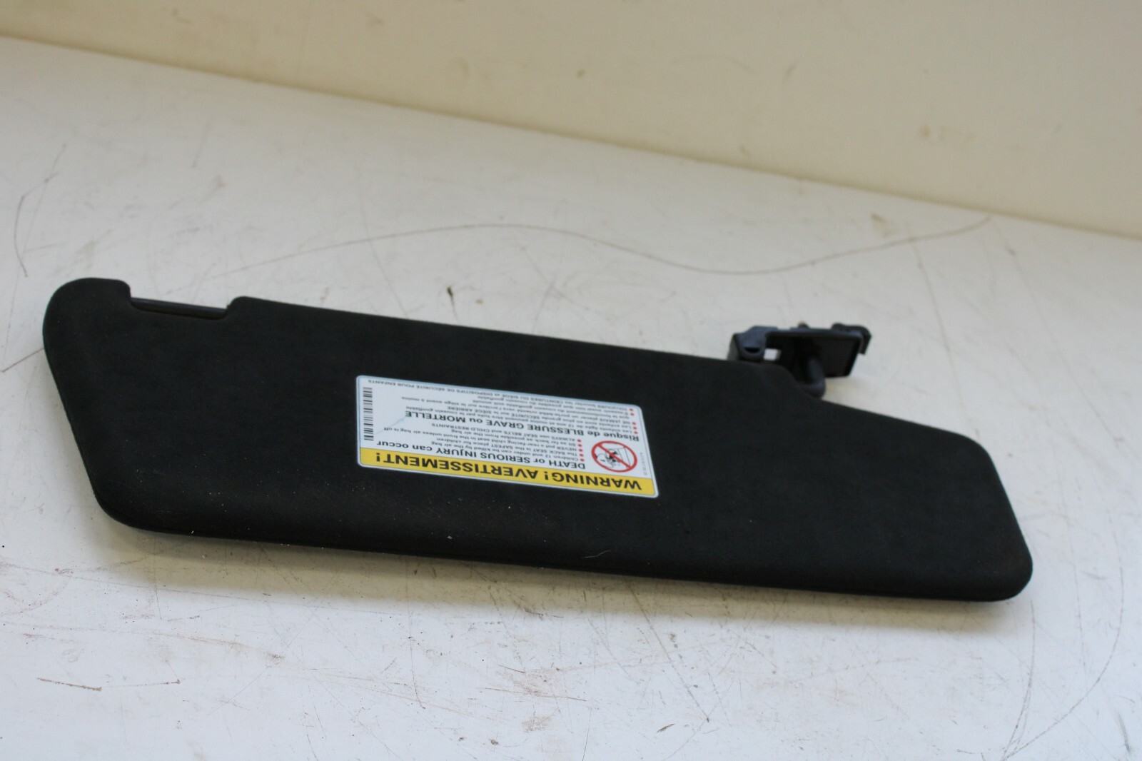 Mercedes W212 W218 E200 E300 CLS 2012 2013 2014 2015 2016 2017 OEM Sun Visor LH – Image 5