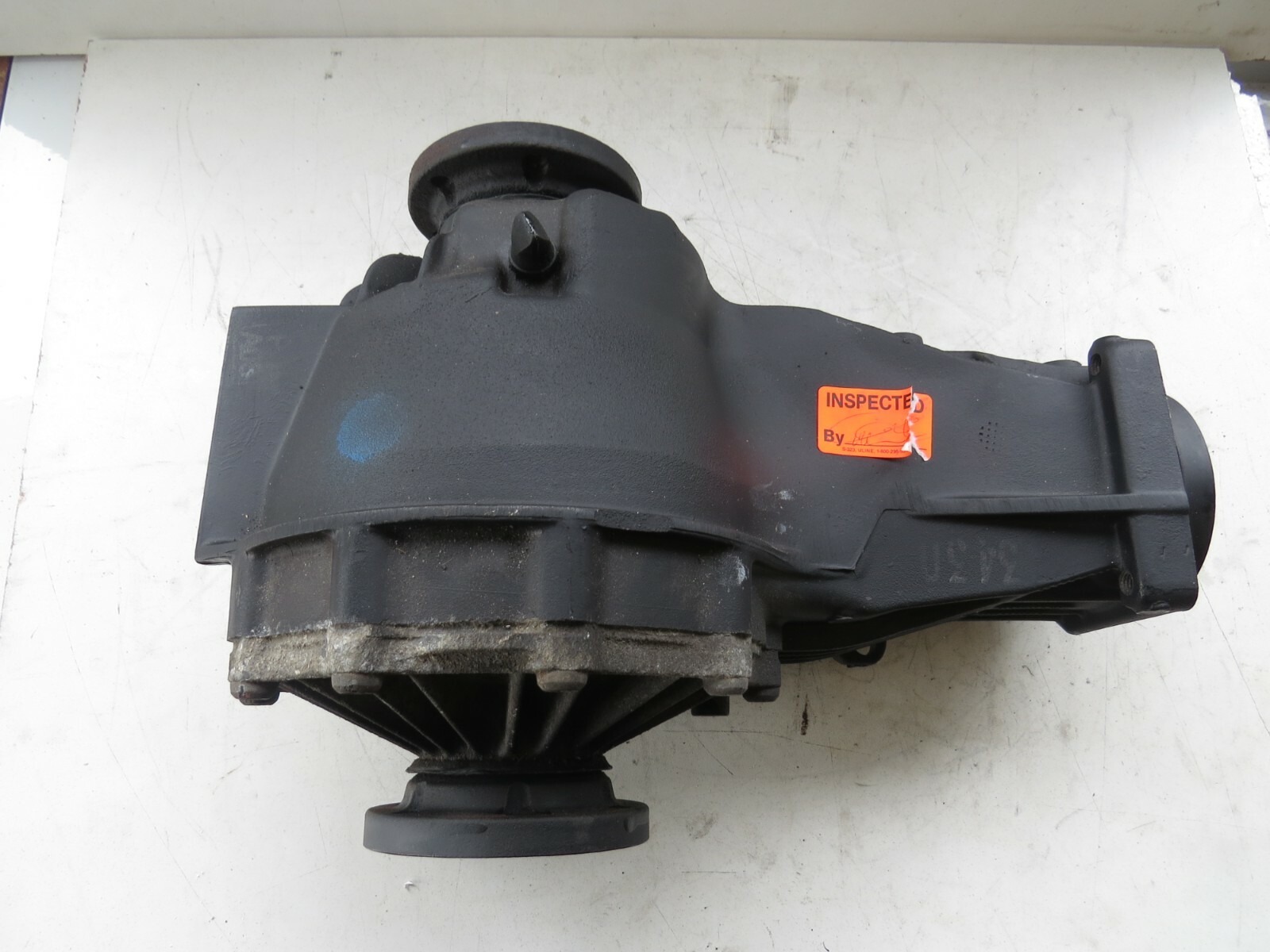 Audi A4 A6 A8 S4 S6 S8 1996-2001 2002 2003 2004 OEM Differential Axle Housing - Image 2