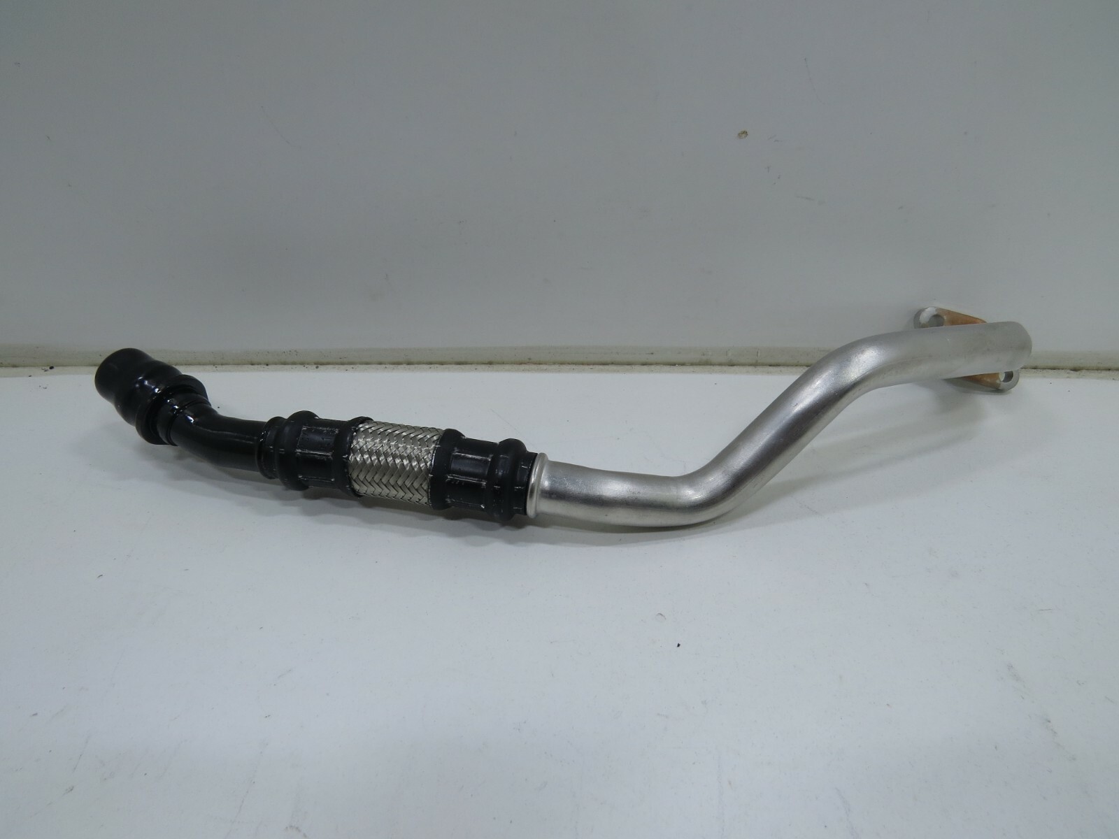 Bentley Continental 2003-2018 OEM NEW Turbo Oil Line - Image 4