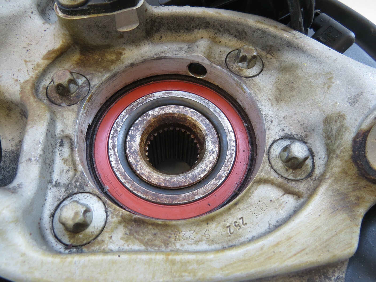 Mercedes CL500 E-Class OEM Steering Spindle Knuckle Rear Right - Image 6
